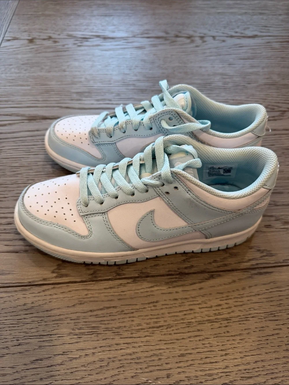Nike Kids Low-Top Dunks Sneakers in Pale Blue and White